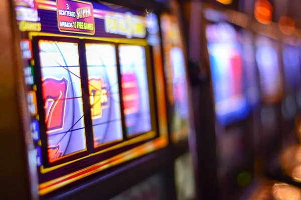 bowototo mobile app home screen showing live football markets and slot games